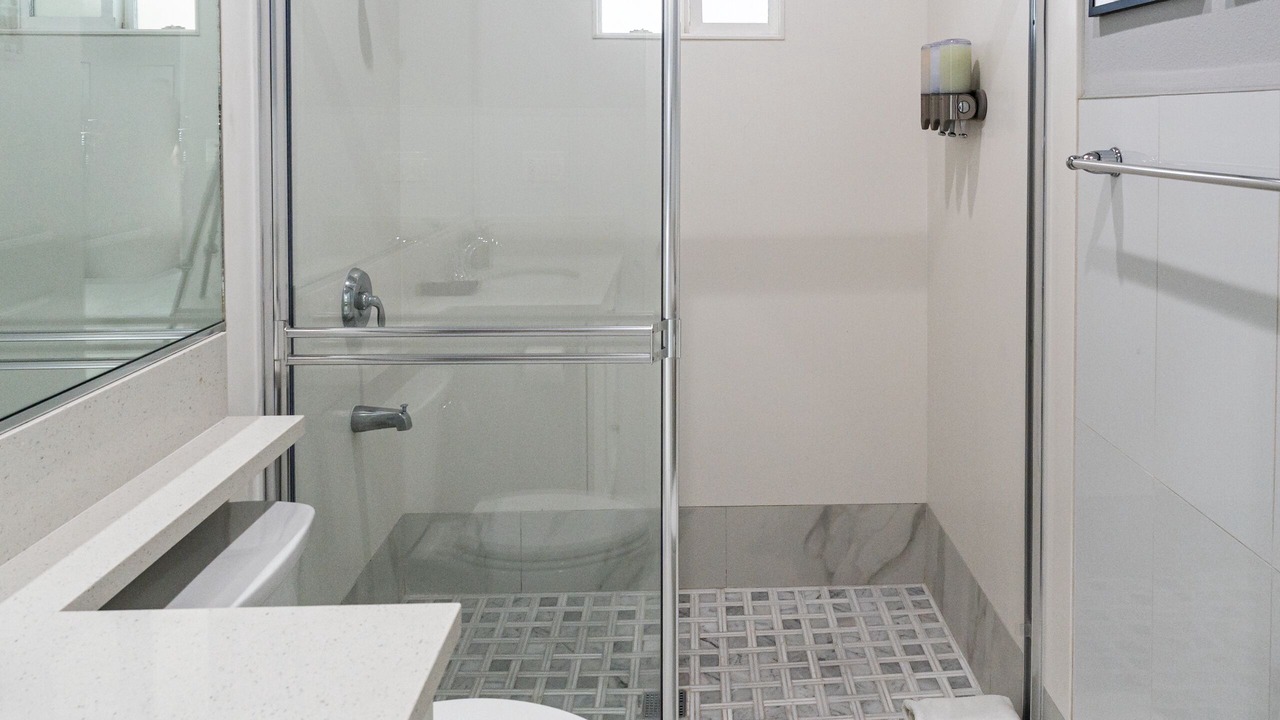 Photo of Bathroom in Midway City