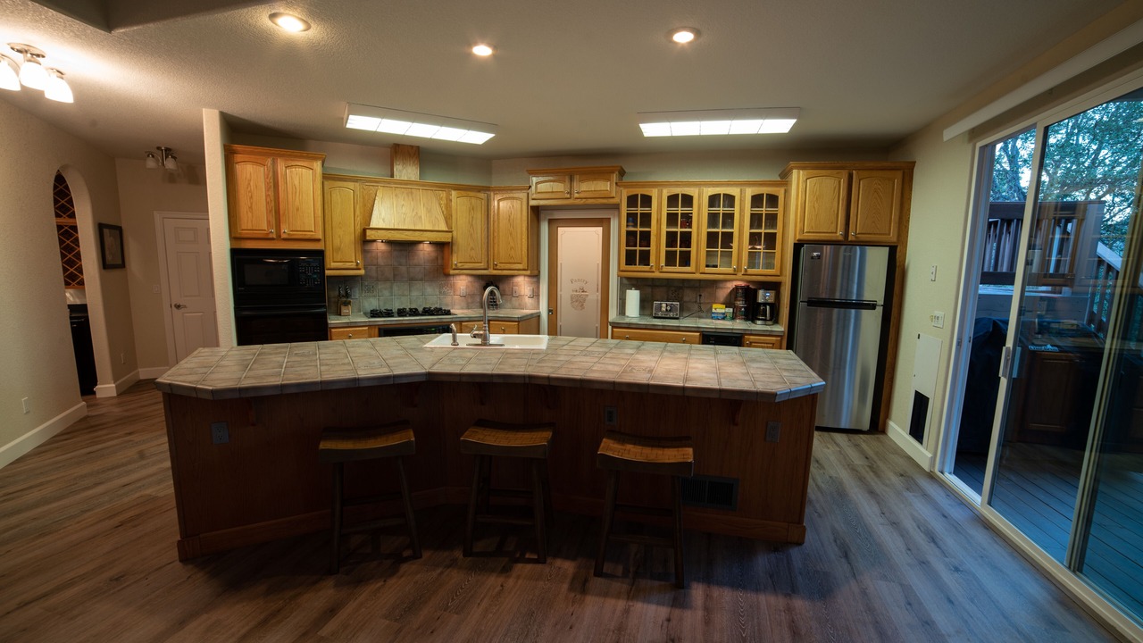 Photo of Kitchen in Groveland