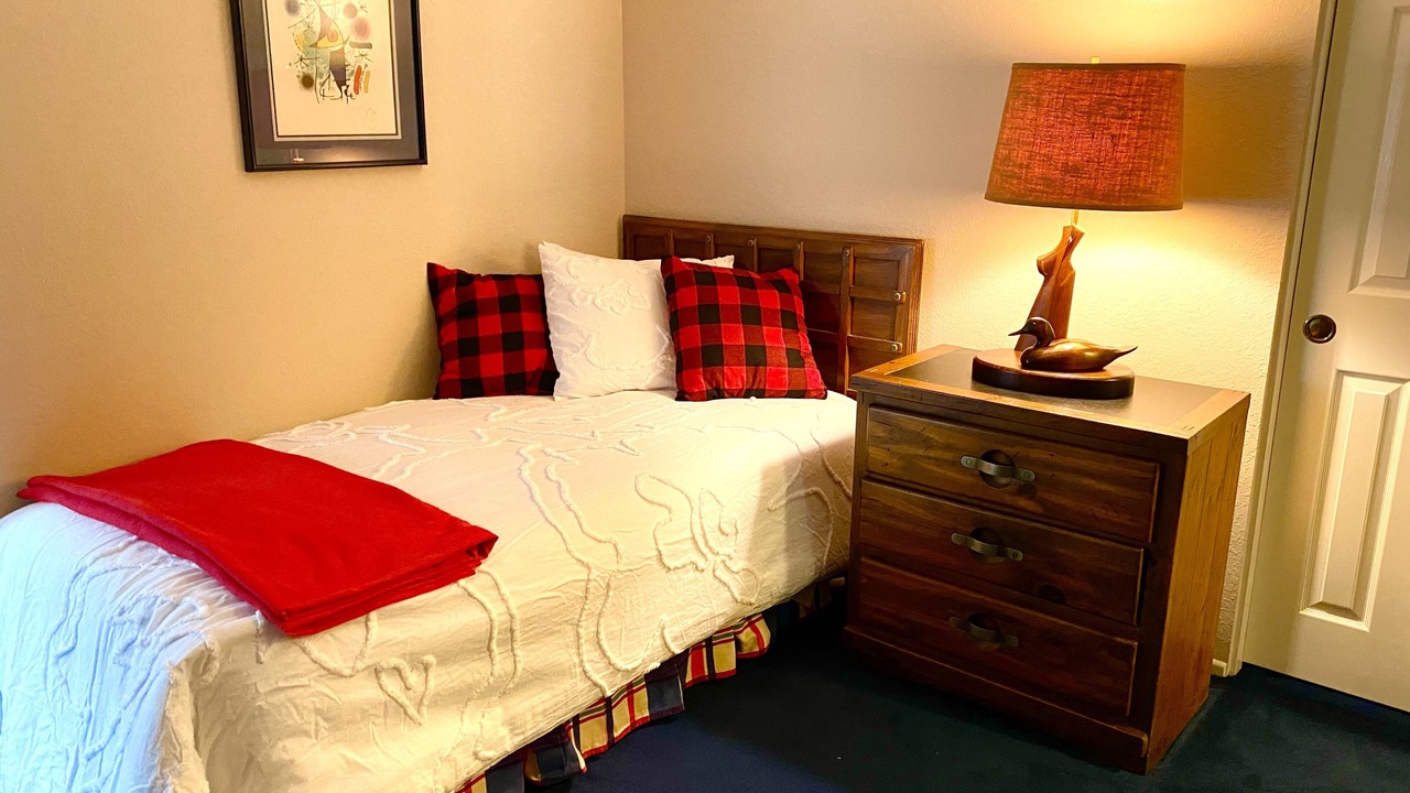 Photo of Bedroom in Glendora