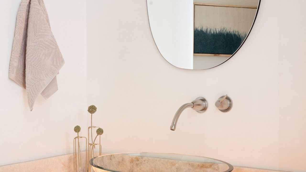 Photo of Bathroom in Racquet Club West