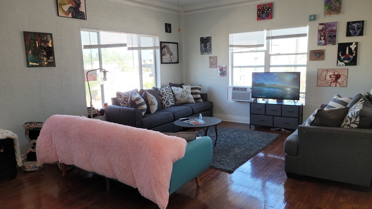 Photo of Livingroom in Rampart Village