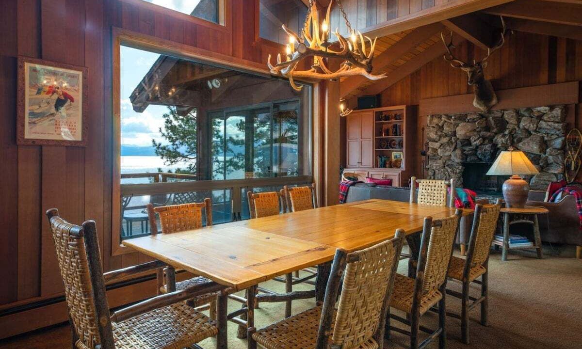 Photo of Livingroom in Lake Forest