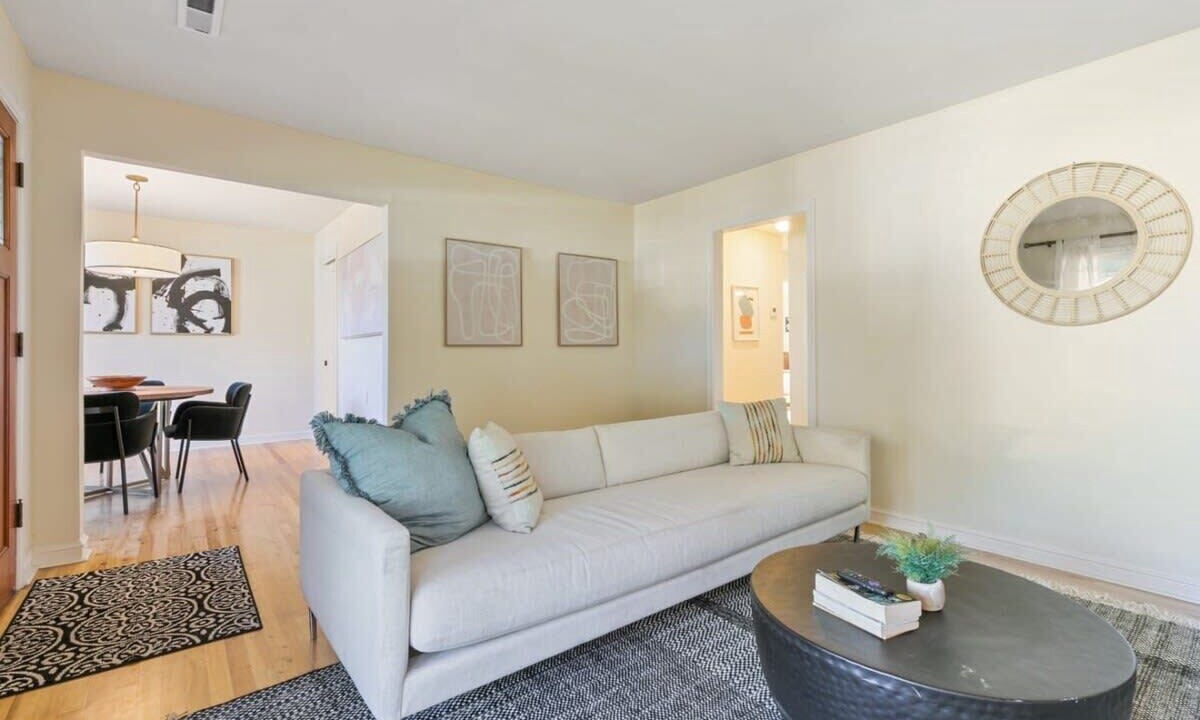 Photo of Livingroom in Redwood City