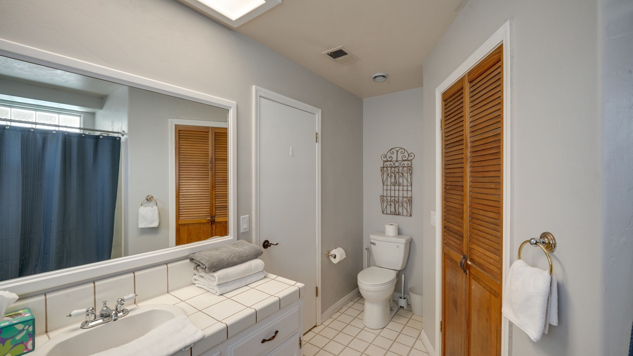 Photo of Bathroom in Pumpkin Center