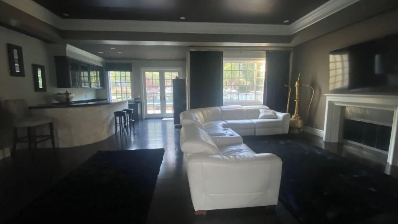Photo of Livingroom in Sherman Oaks