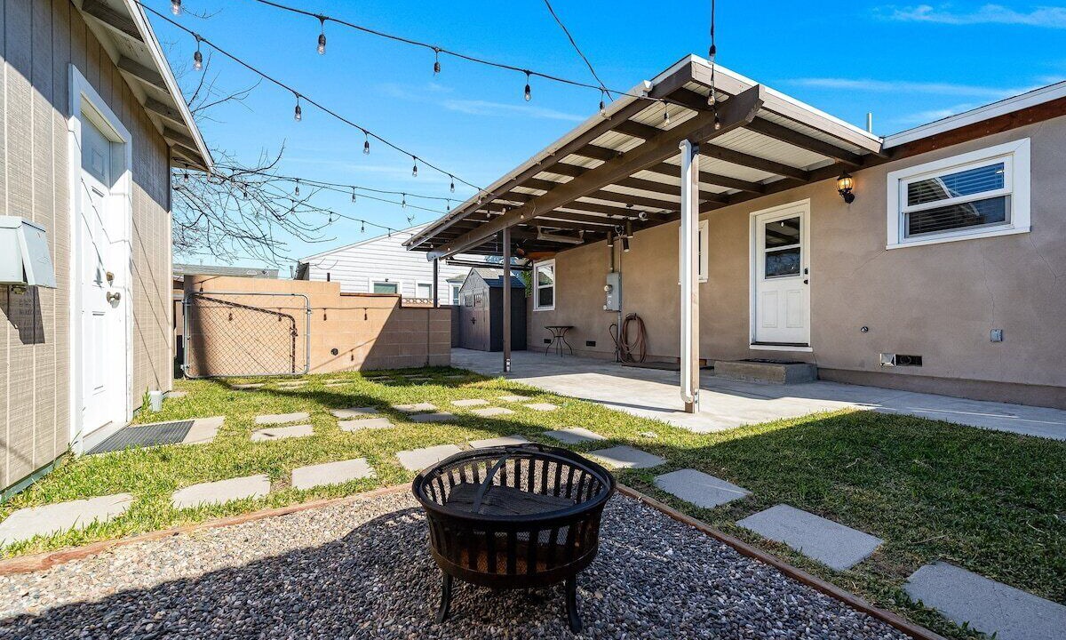Photo of Outdoor in Midway City