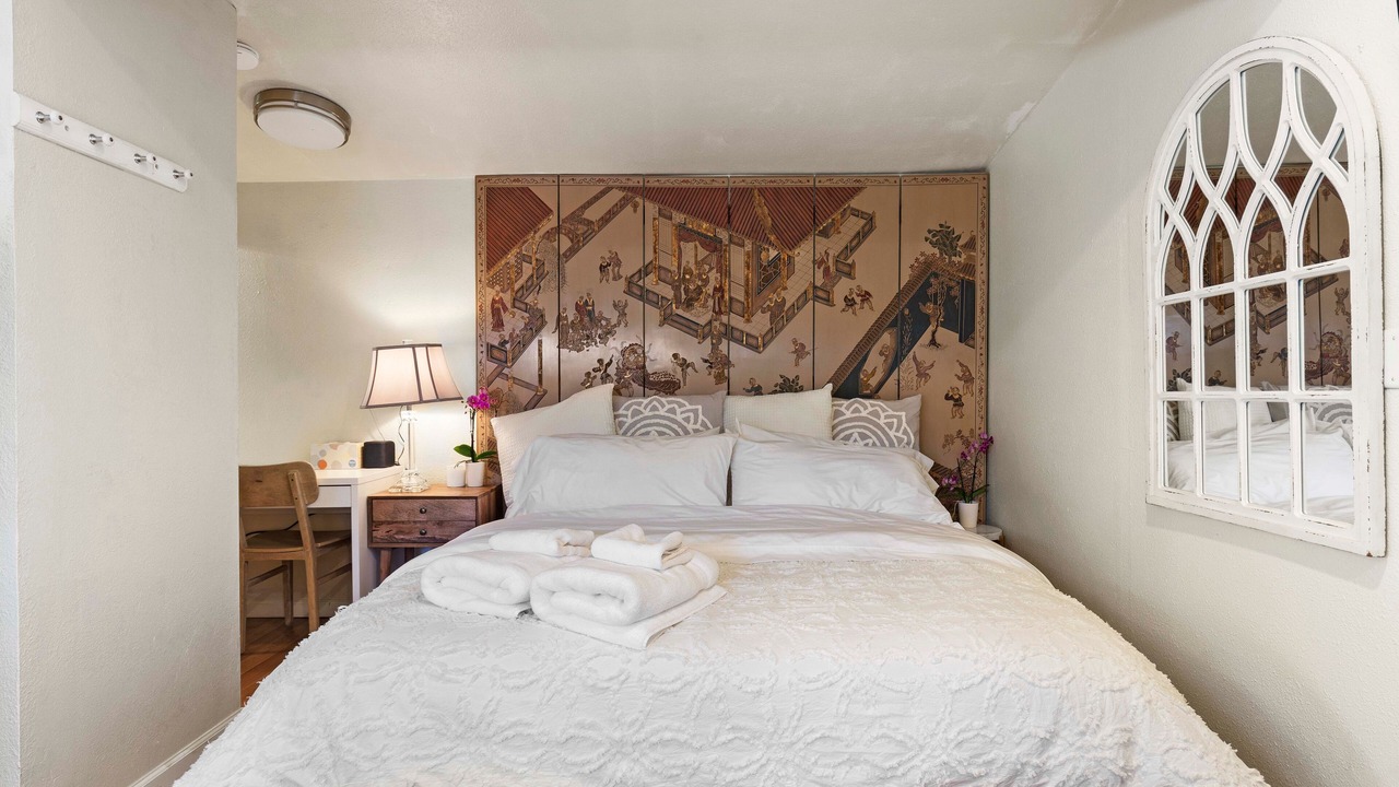 Photo of Bedroom in Northside