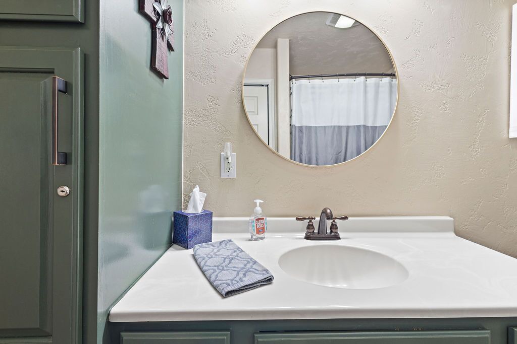 Photo of Bathroom in Crescent City