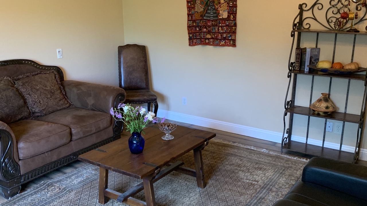 Photo of Livingroom in Colton