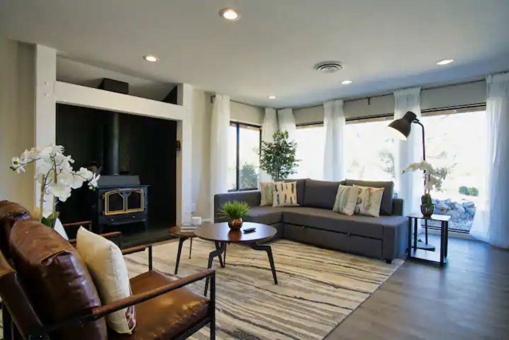 Photo of Livingroom in Lake Isabella