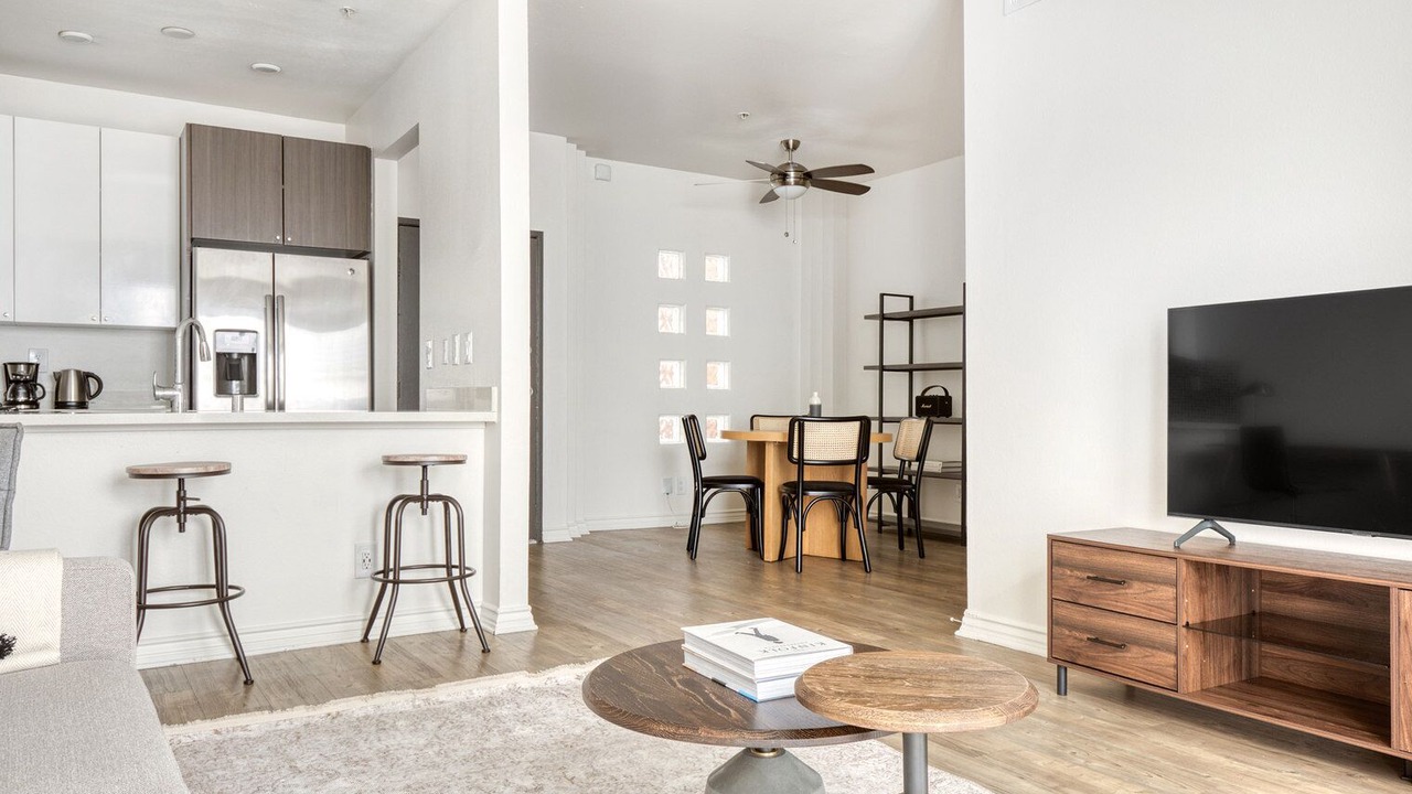 Photo of Livingroom in Studio City
