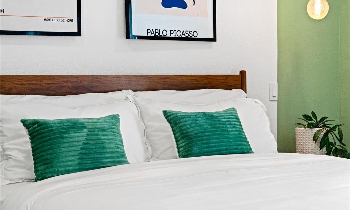 Photo of Bedroom in Desert Park Estates