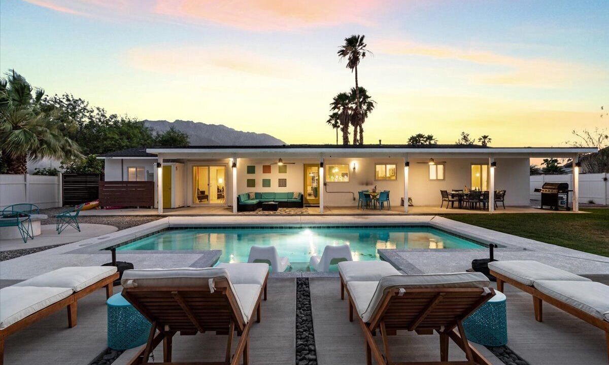 Photo of Outdoor in Desert Park Estates