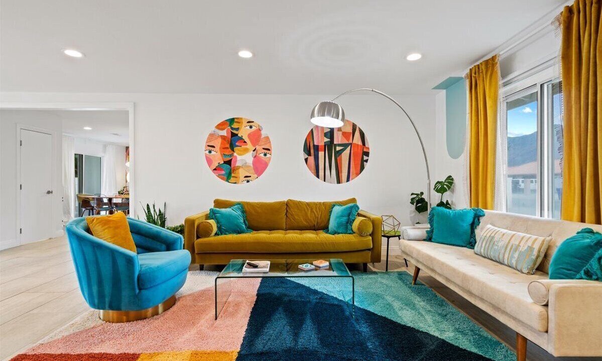 Photo of Livingroom in Desert Park Estates