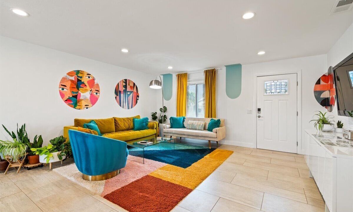 Photo of Livingroom in Desert Park Estates