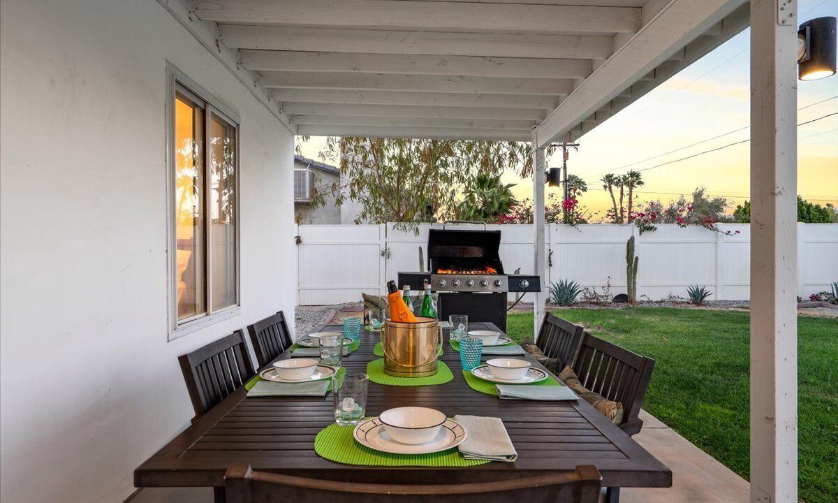 Photo of Outdoor in Desert Park Estates