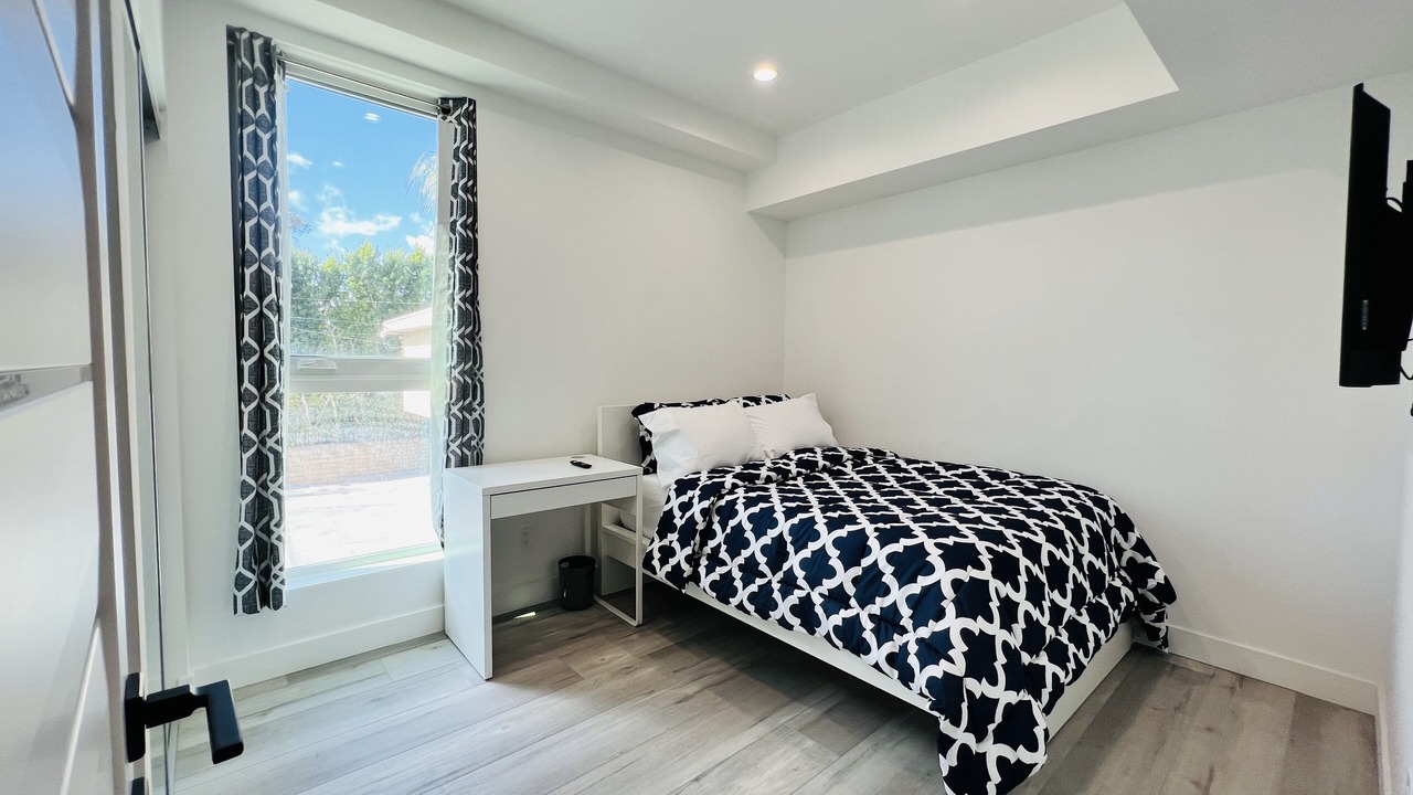 Photo of Bedroom in Van Nuys