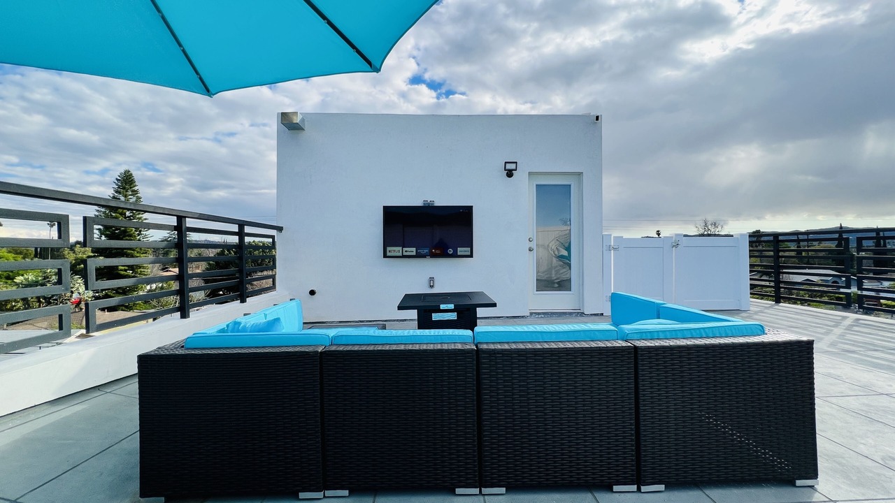 Photo of Patio Balcony in Van Nuys