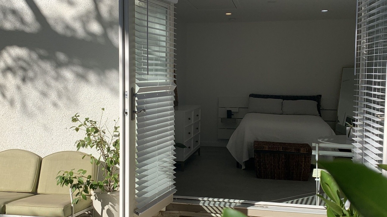 Photo of Bedroom in Altadena