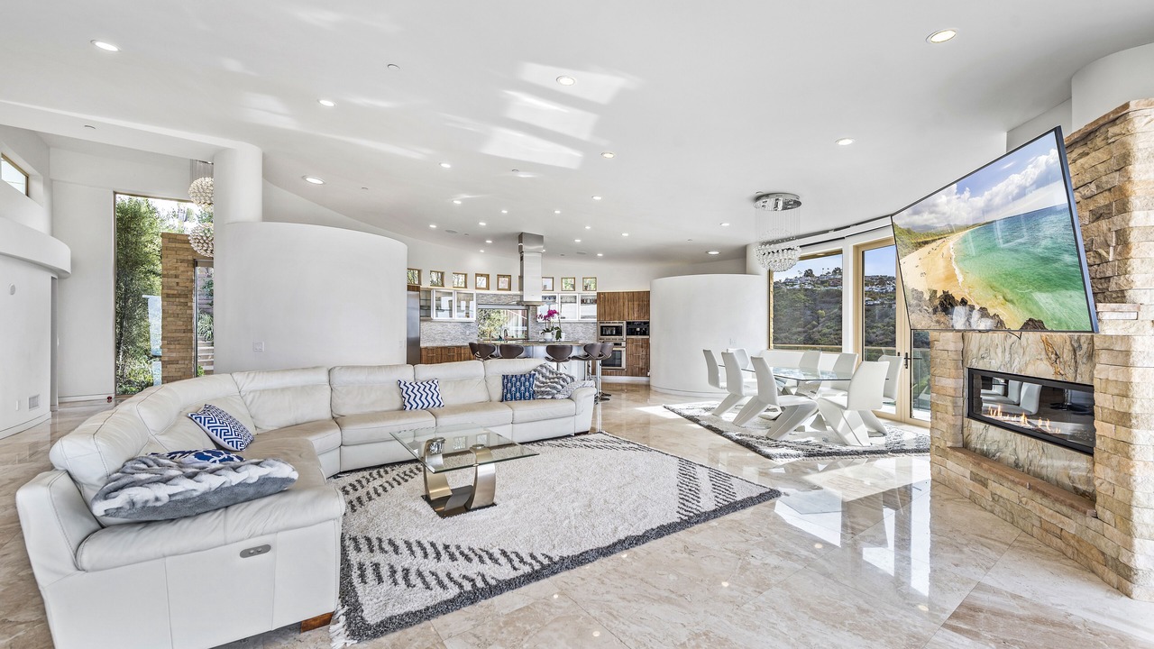 Photo of Livingroom in Laguna Beach