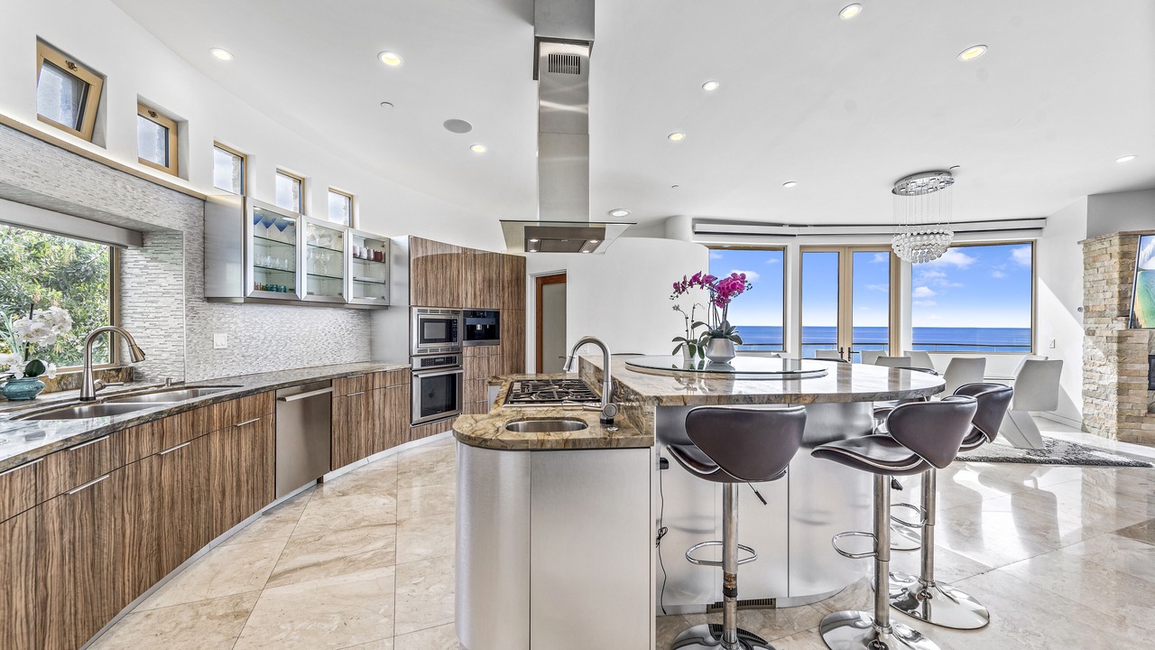 Photo of Kitchen in Laguna Beach
