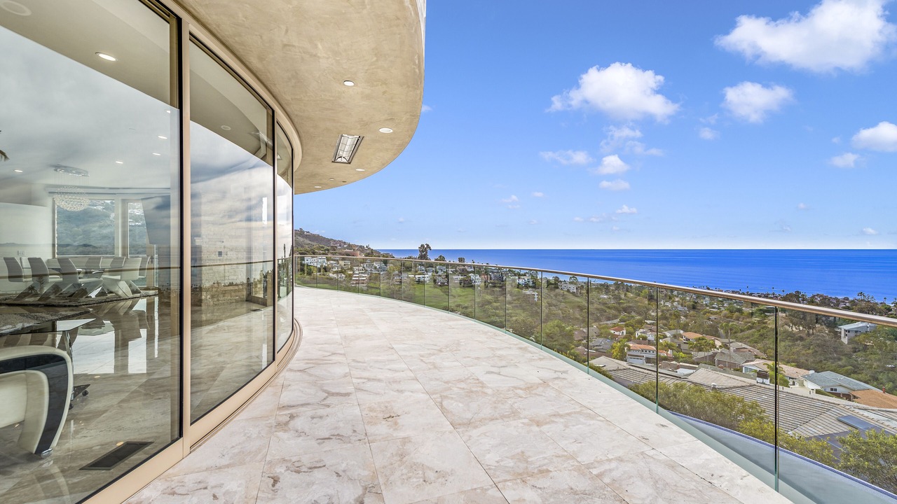 Photo of Patio Balcony in Laguna Beach