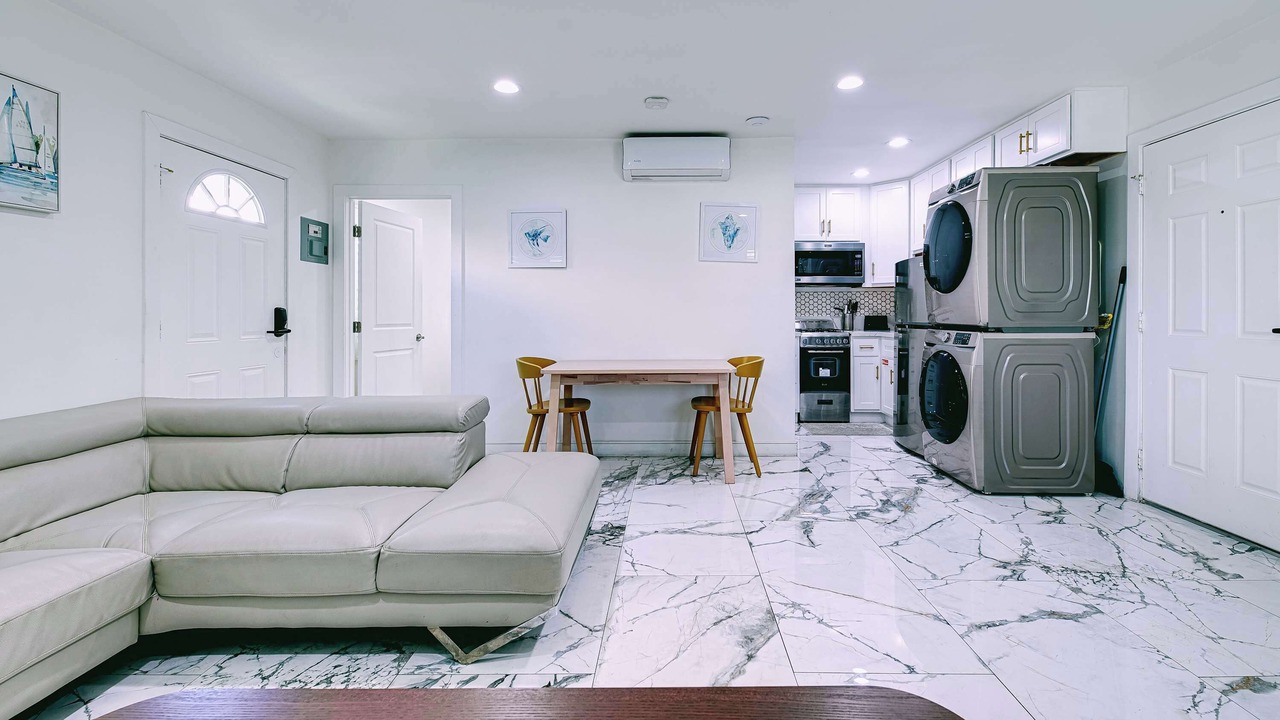 Photo of Livingroom in Santa Ana