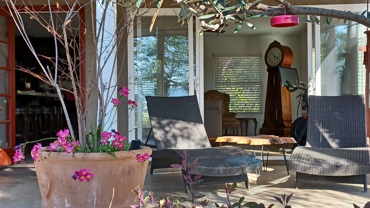 Photo of Patio Balcony in Altadena