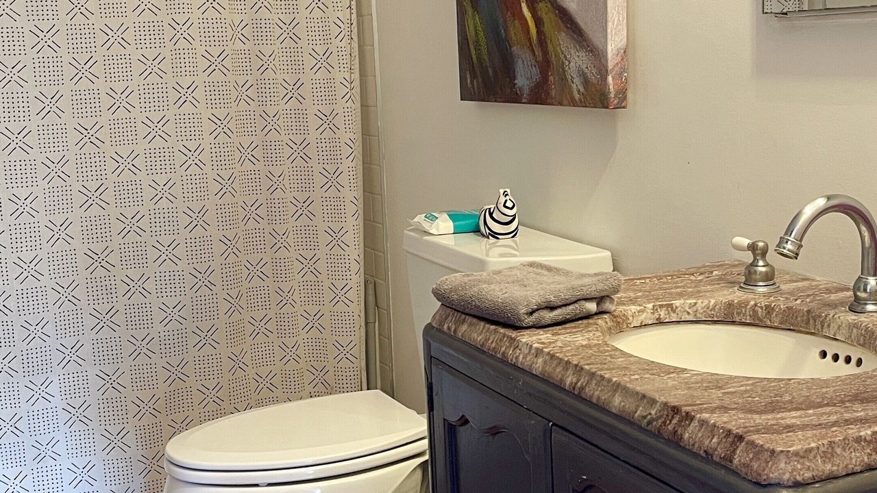 Photo of Bathroom in Hollywood Hills