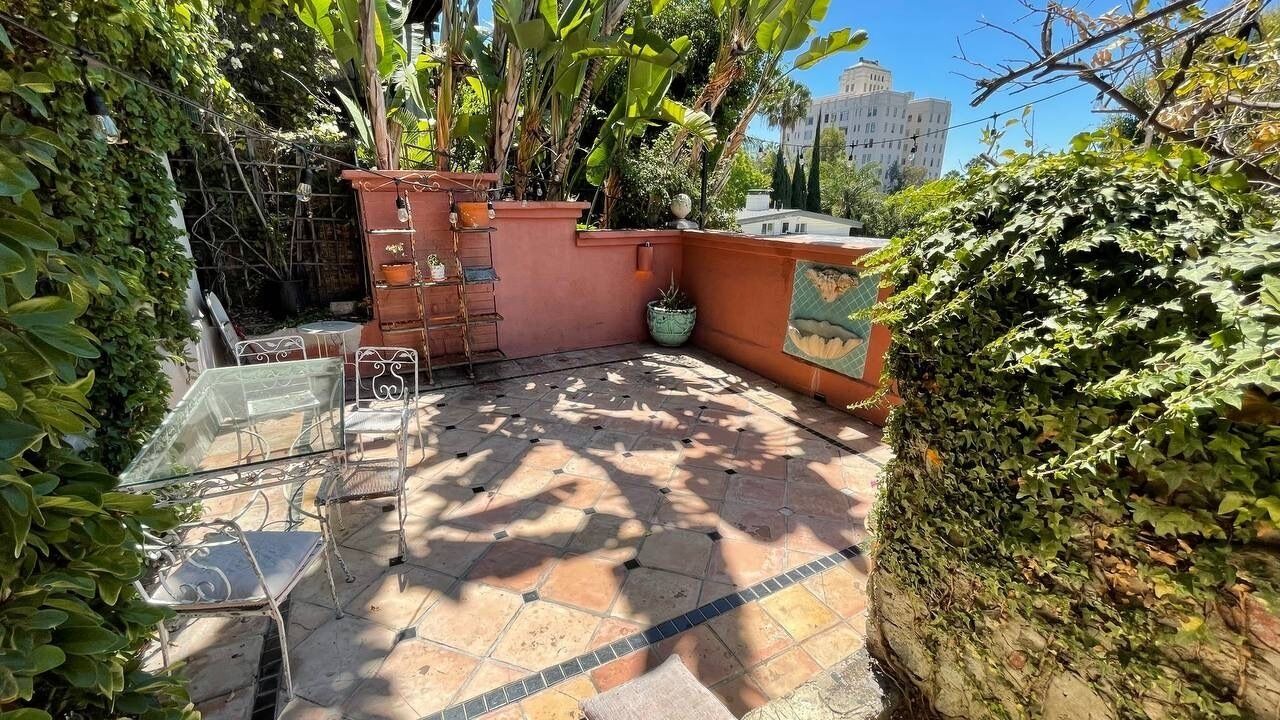 Photo of Outdoor in Hollywood Hills