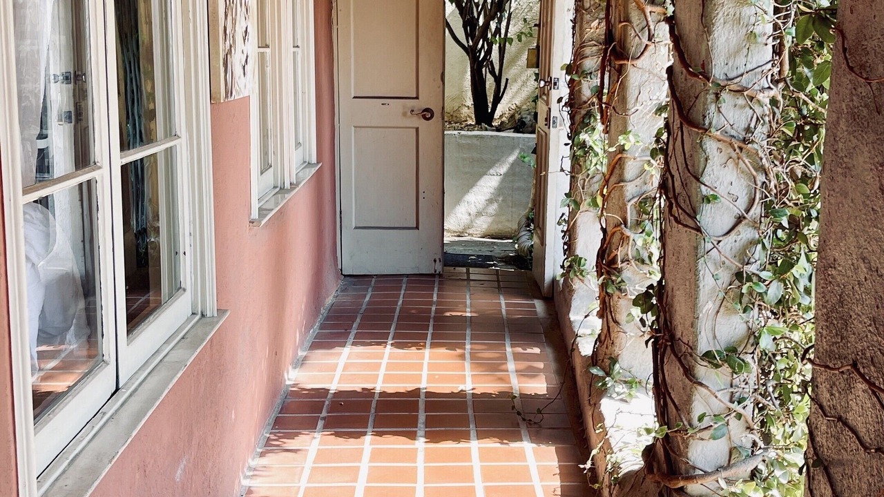 Photo of Outdoor in Hollywood Hills