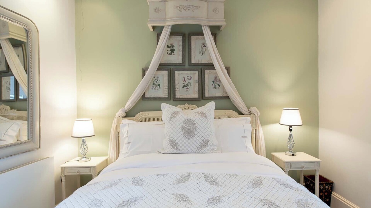 Photo of Bedroom in Queen's Gate