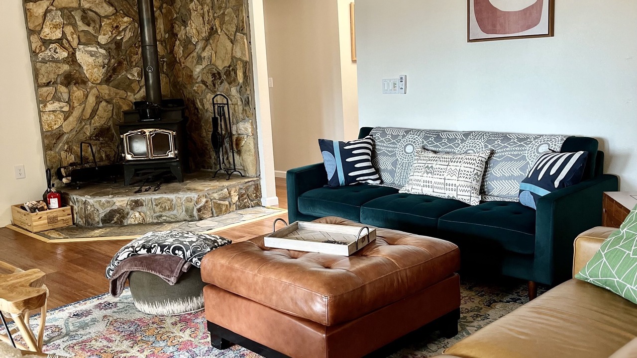 Photo of Livingroom in Cedar Ridge