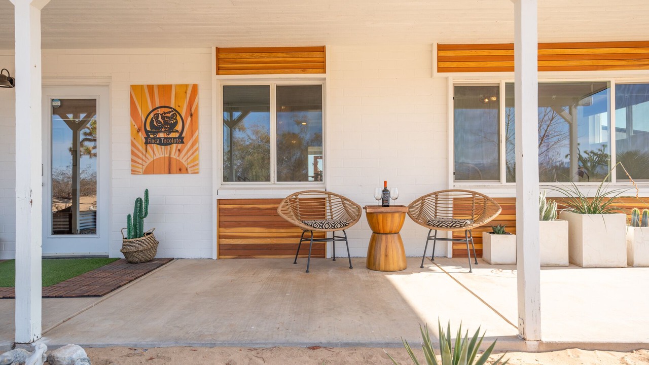 Photo of Patio Balcony in Landers