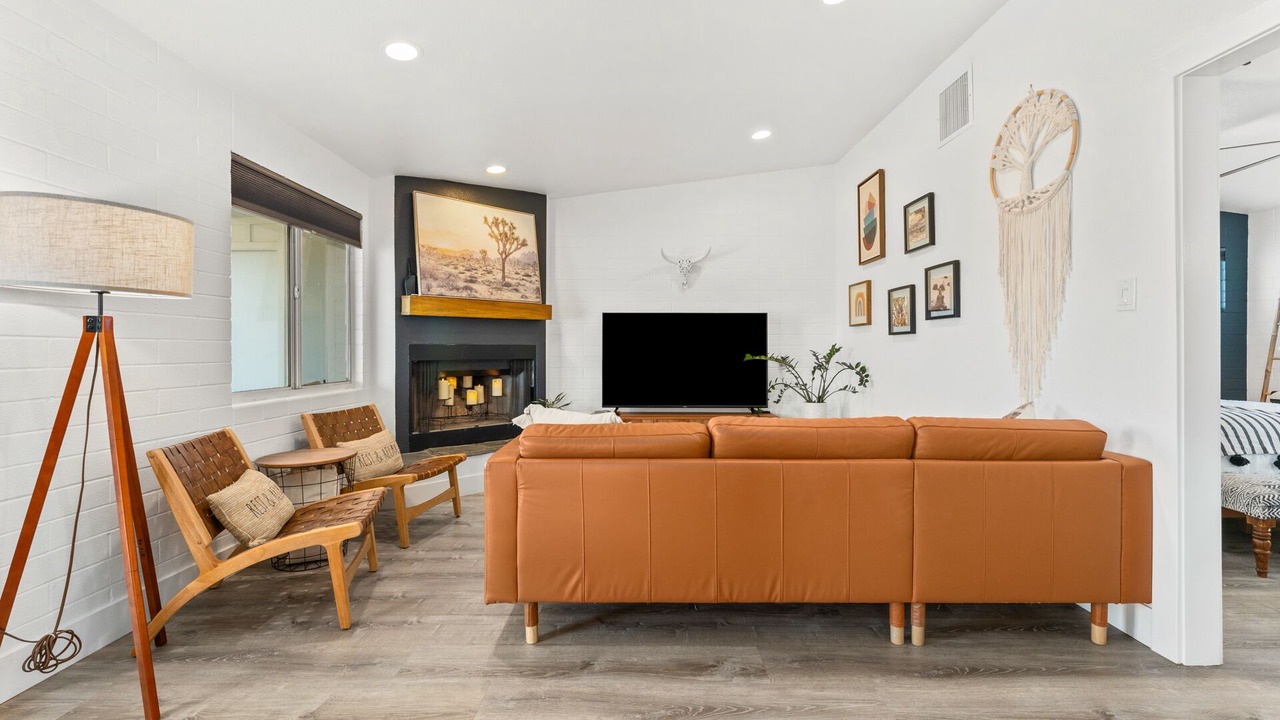 Photo of Livingroom in Landers