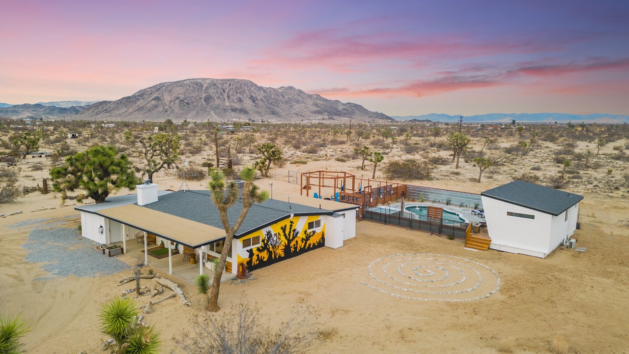 Photo of Outdoor in Landers