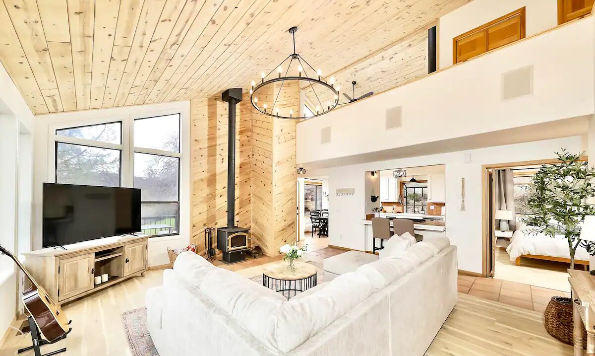 Photo of Livingroom in Tehachapi