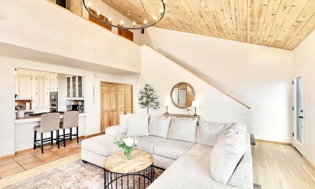 Photo of Livingroom in Tehachapi