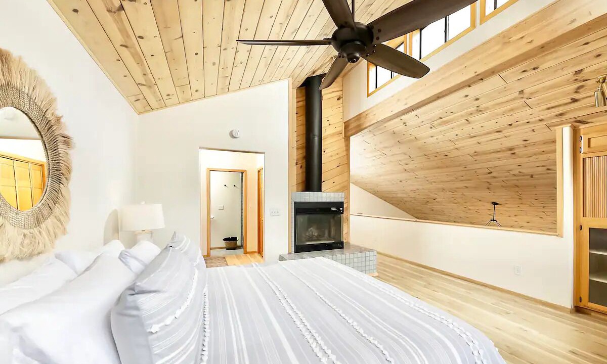 Photo of Bedroom in Tehachapi
