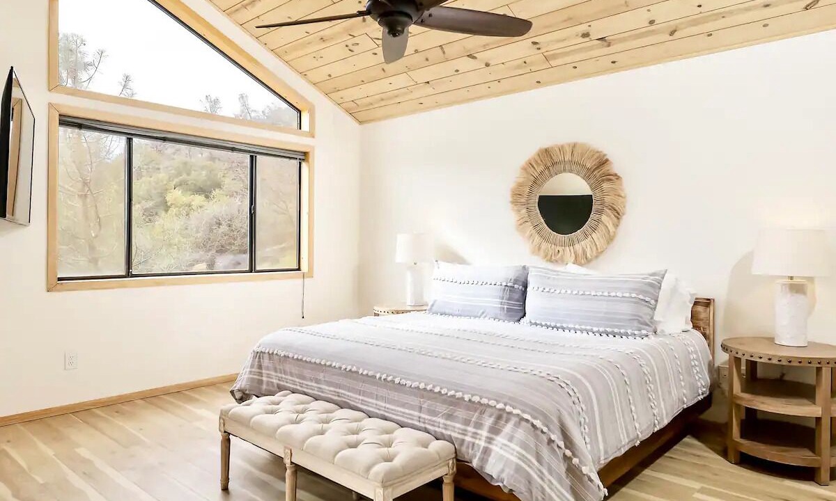 Photo of Bedroom in Tehachapi