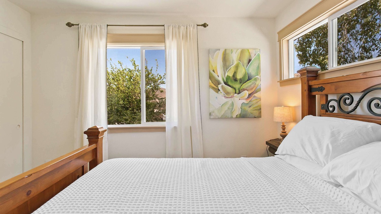 Photo of Bedroom in Indio Hills