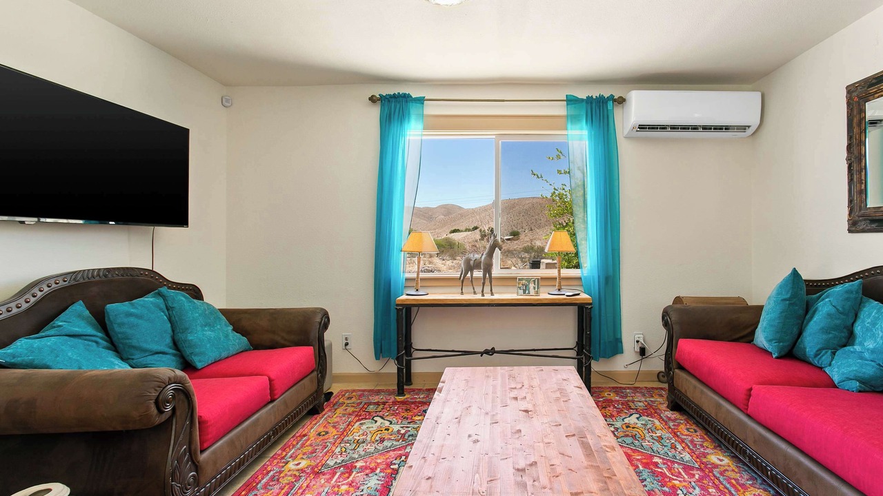 Photo of Livingroom in Indio Hills