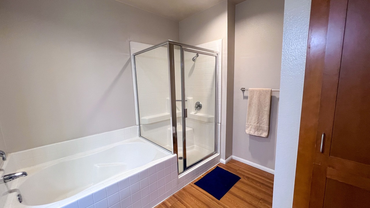 Photo of Bathroom in Warner Center