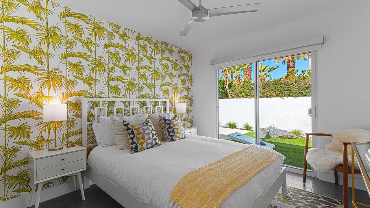 Photo of Bedroom in Twin Palms