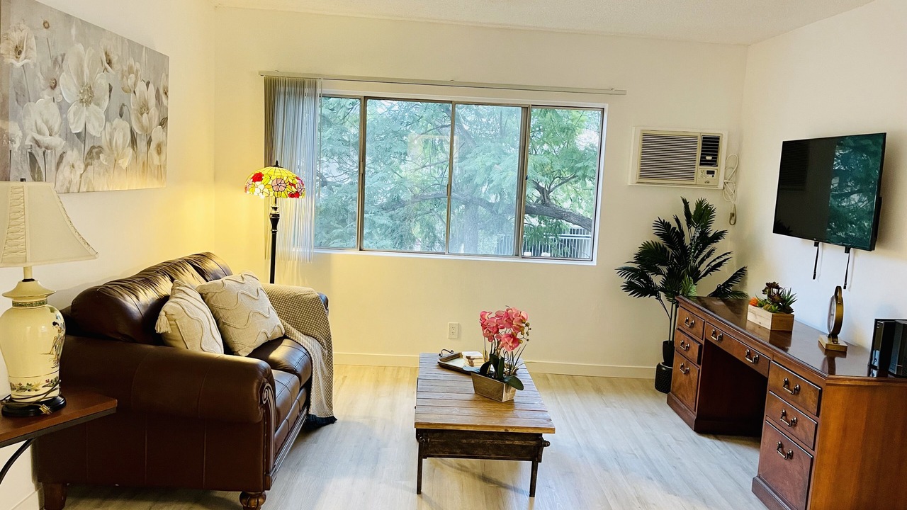 Photo of Livingroom in Sawtelle