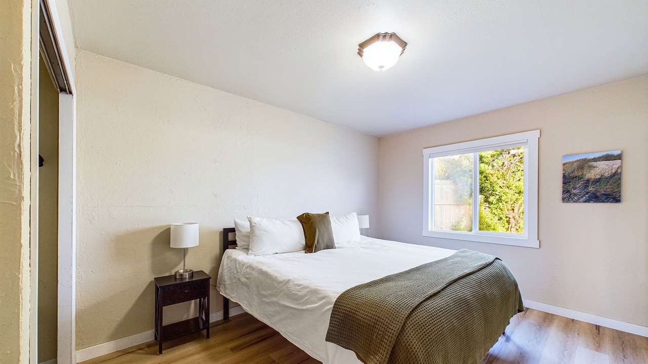Photo of Bedroom in Arcata