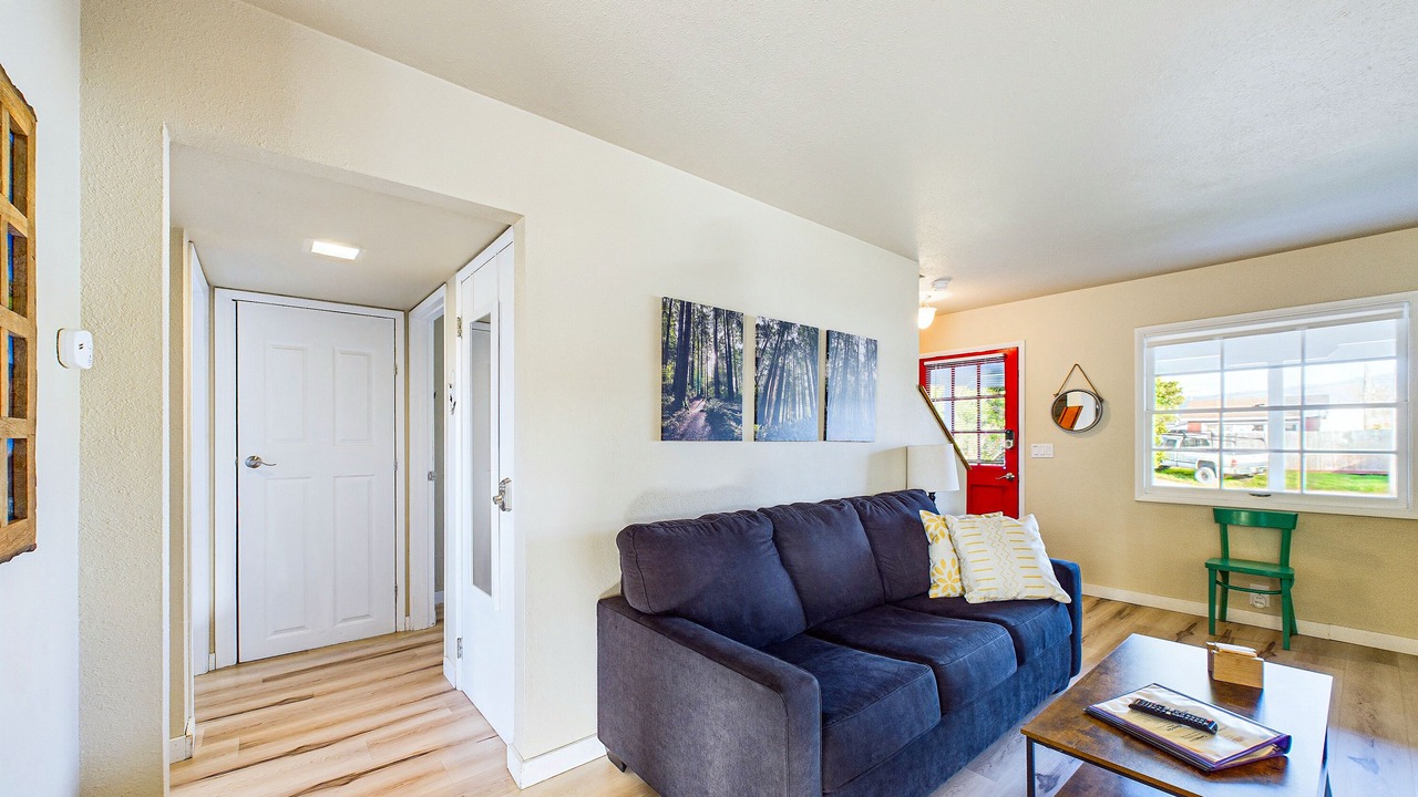 Photo of Livingroom in Arcata