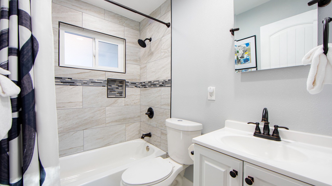 Photo of Bathroom in Arrowhead Villas