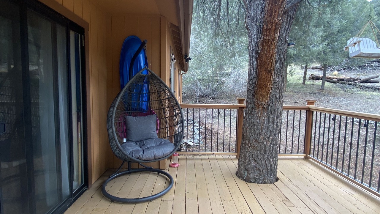 Photo of Patio Balcony in Pine Mountain Club