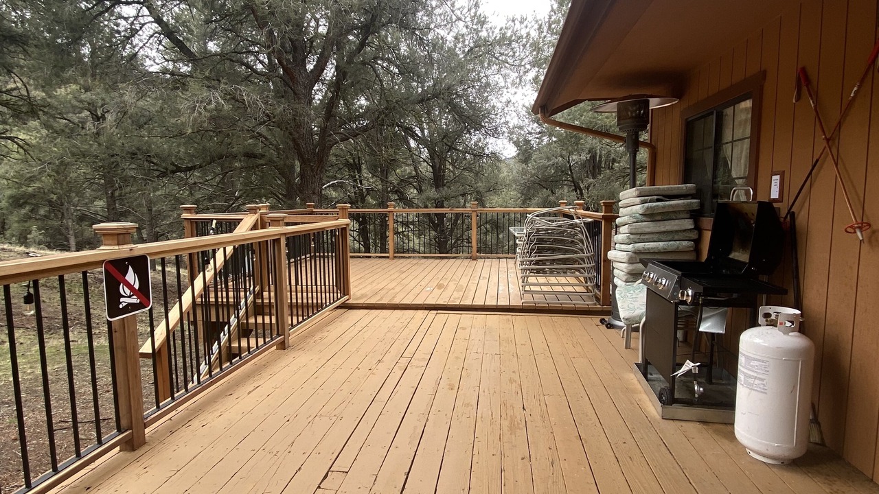 Photo of Patio Balcony in Pine Mountain Club